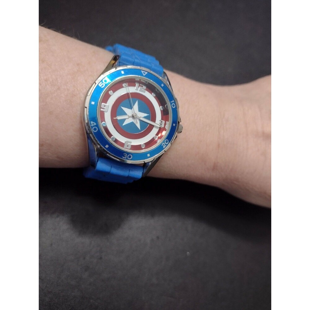 *Sale* Marvel Captain America watch